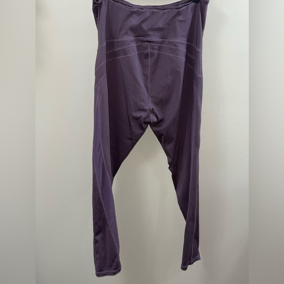MAADE Maternity Purplish Grey Leggings Size: Large - Picture 2 of 5